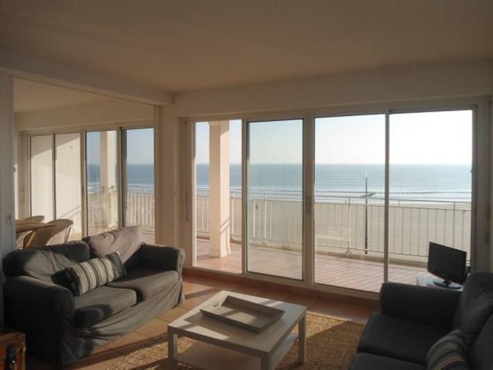 Gîte pour 6 personnes, avec terrasse dans Casino Des Atlantes Les Sables - 2