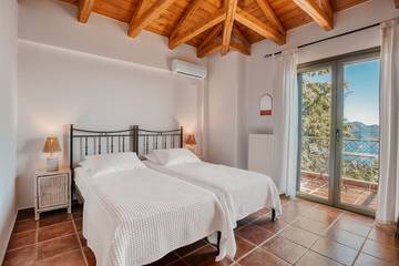Villa voor 8 Personen in Nikiana, Alexandros, Afbeelding 3