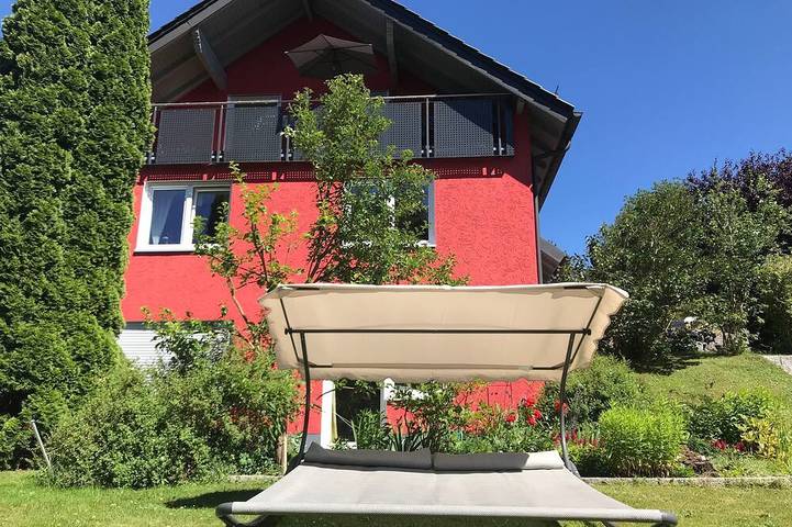 Ferienwohnung für 4 Personen, mit Balkon und Garten sowie Pool in Schauenstein