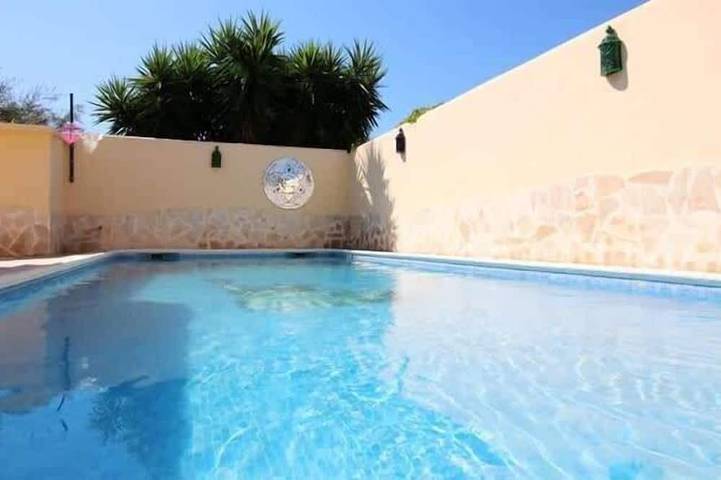 Maison de vacances pour 10 personnes, avec piscine et jardin - 1