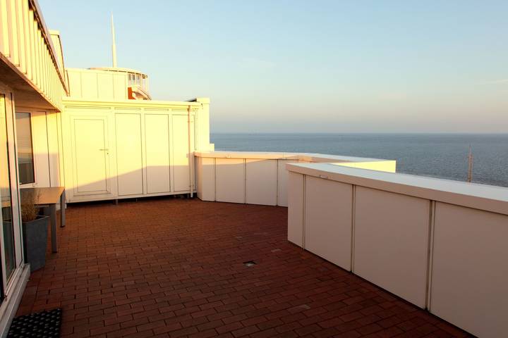 Ferienwohnung für 2 Personen, mit Ausblick und Terrasse in Wilhelmshaven - 2