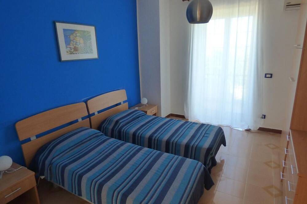 Landhaus mit Blick auf die Äolischen Inseln in Patti, Messina Provinz