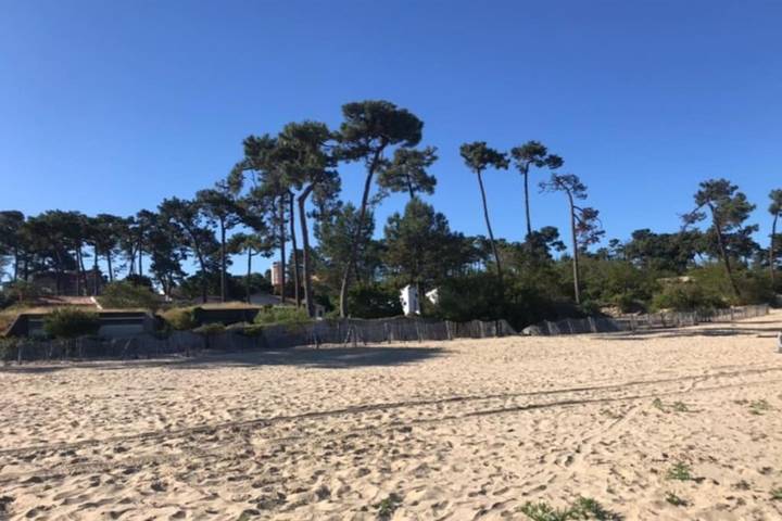 Gîte pour 6 personnes, avec vue et terrasse dans Plage de la Cèpe - 4