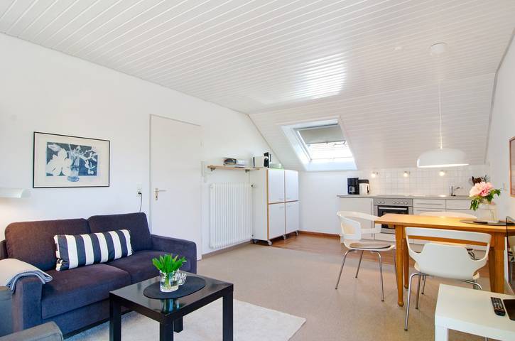 Ferienwohnung für 2 Personen, mit Balkon und Garten