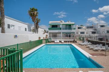 Apartment for 4 People in Playa Grande (Canary Islands), Tías, Photo 1