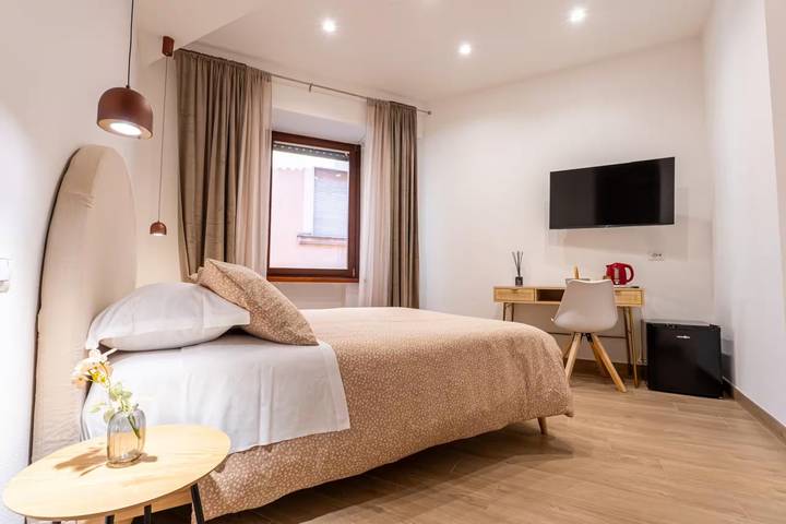 Chambre 'Armonica Rooms - Camera Himeros' avec Wi-Fi et climatisation in Castellammare di Stabia, Sorrento Coast