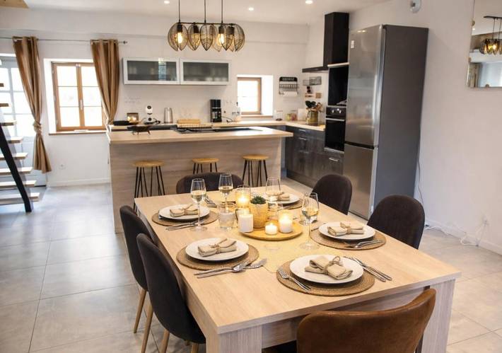 Location de vacances pour 4 personnes, avec Terrasse et Jardin à Château-Chalon