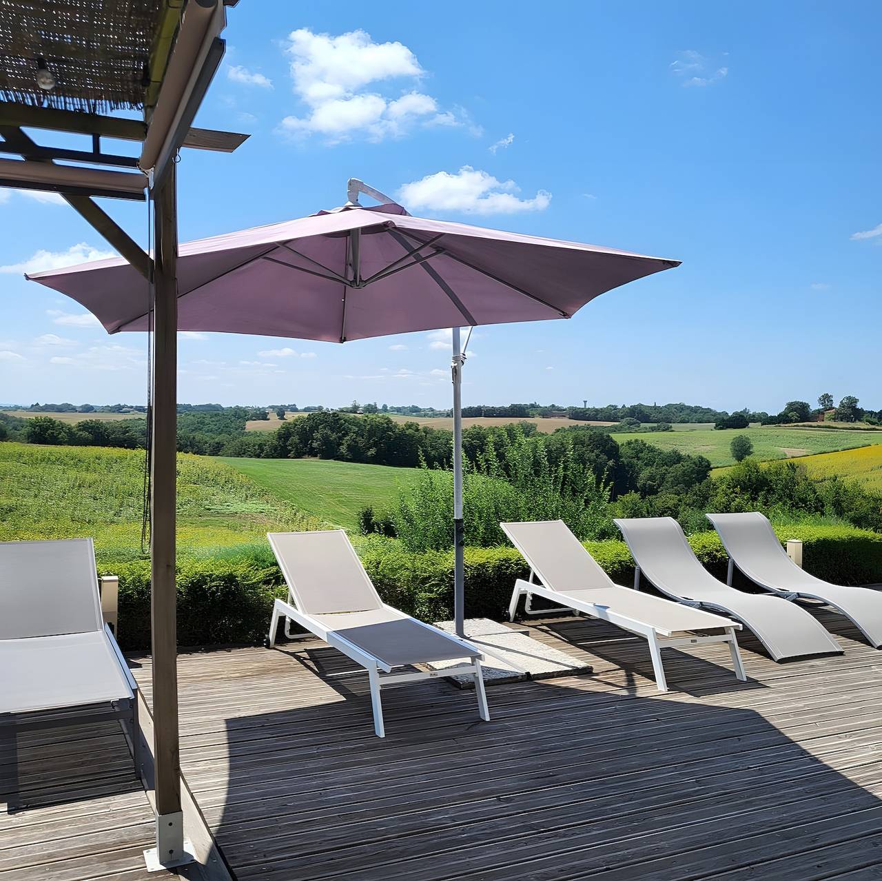 Maison de campagne avec piscine privée, spa, Wi-Fi et climatisation à La Salvetat-Belmontet in La Salvetat-Belmontet, Tarn-et-Garonne