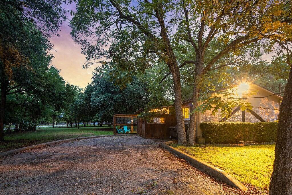 Gruene Country Cottage - nur 1,6 km von Gruene und 1,5 km vom Guadalupe River entfernt in New Braunfels, Comal County