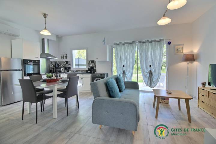 Gîte pour 2 personnes, avec jardin et terrasse à Riantec - 3