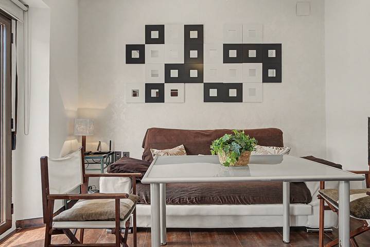 Apartamento entero, Apartamento 'Alcalá Zona Centro' con balcón, Wi-Fi y aire acondicionado in Alcalá la Real, Sierras Subbéticas