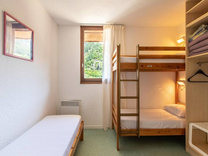 Gîte pour 7 personnes, avec terrasse et piscine, animaux acceptés à Guillaumes - 4