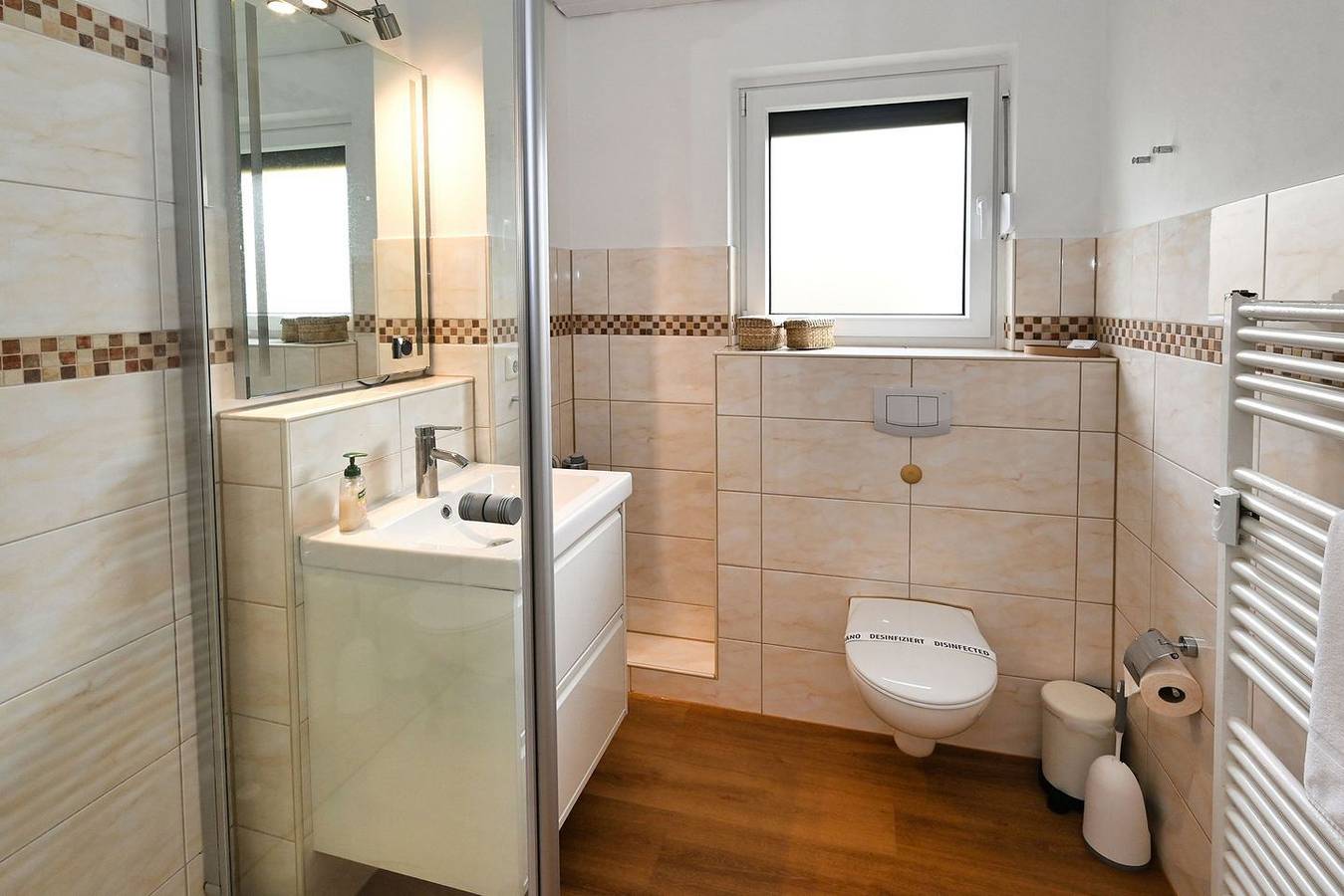 Ganze Wohnung, Ferienwohnung "Sonnenseite" in Hauptstrand Büsum, Nordsee - Schleswig-Holstein
