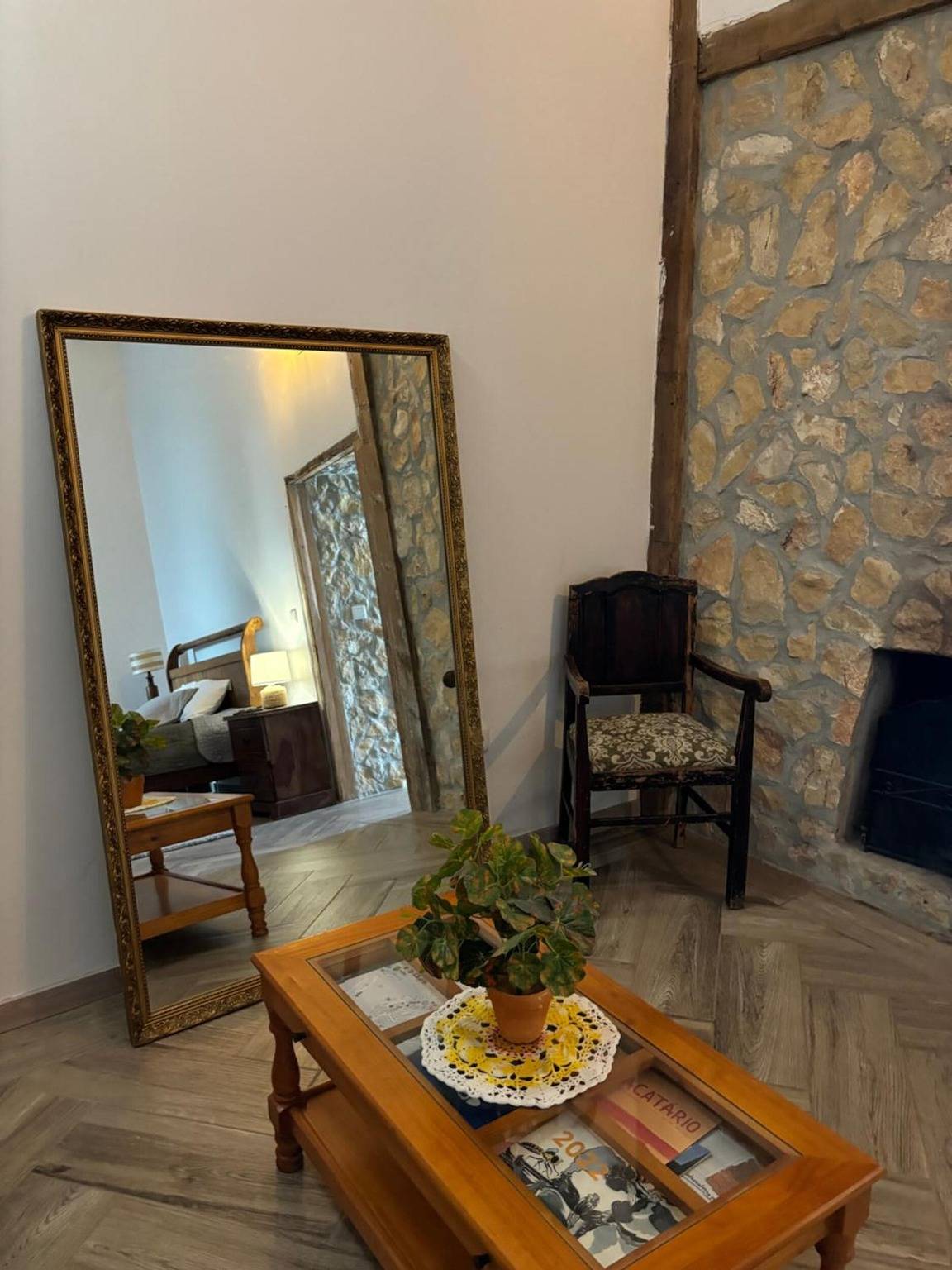 Casa vacanze 'Casa Das Flores - Vale do Guadiana' con terrazza privata, Wi-Fi e aria condizionata in Mértola, Parco Naturale Valle del Guadiana