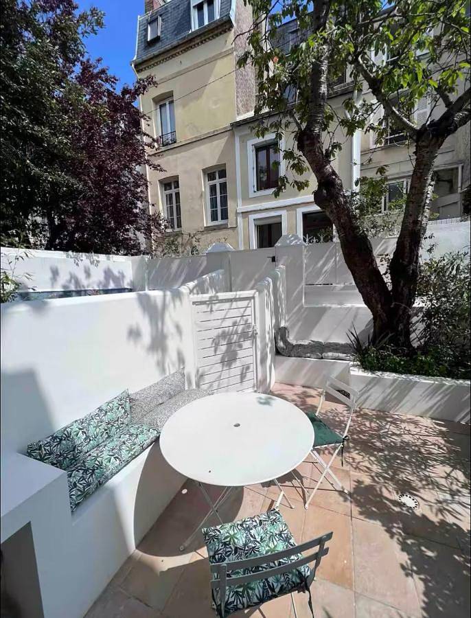 Two-Bedroom House in Trouville-sur-Mer, Région de Lisieux