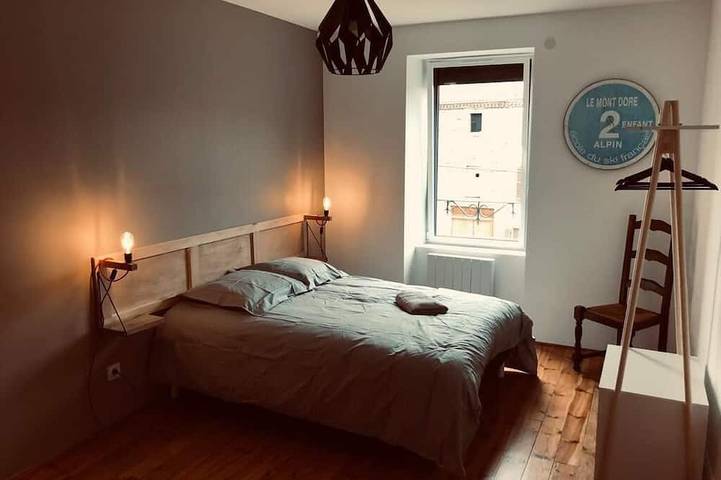 Location de vacances pour 15 personnes, avec terrasse et jardin à Montaigut-le-Blanc - 2