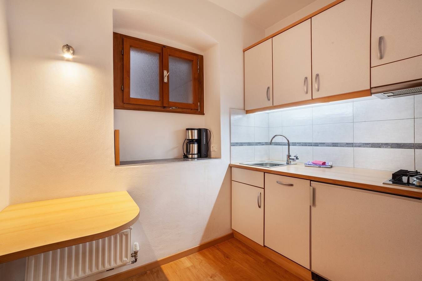 Entire apartment, Holiday Apartment 'Camping Passeier Alpenrose' with Sauna, Mountain View, Garden & Wi-Fi in Saltaus, St. Martin in Passeier
