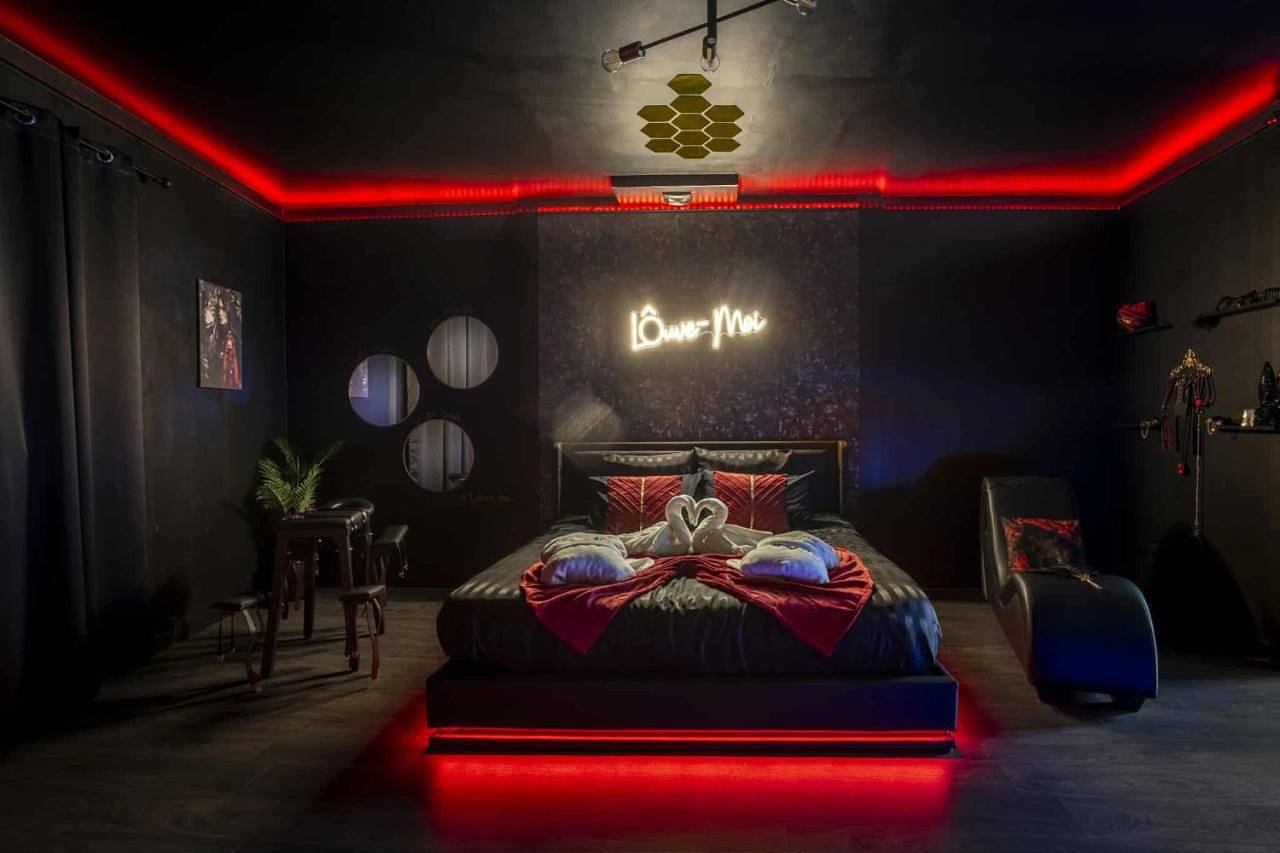 Queen Room with Spa Bath in Tourves, Région de Brignoles