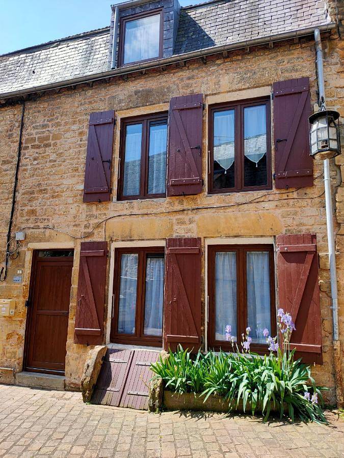 Three-Bedroom House in Mouzon, Ardennes