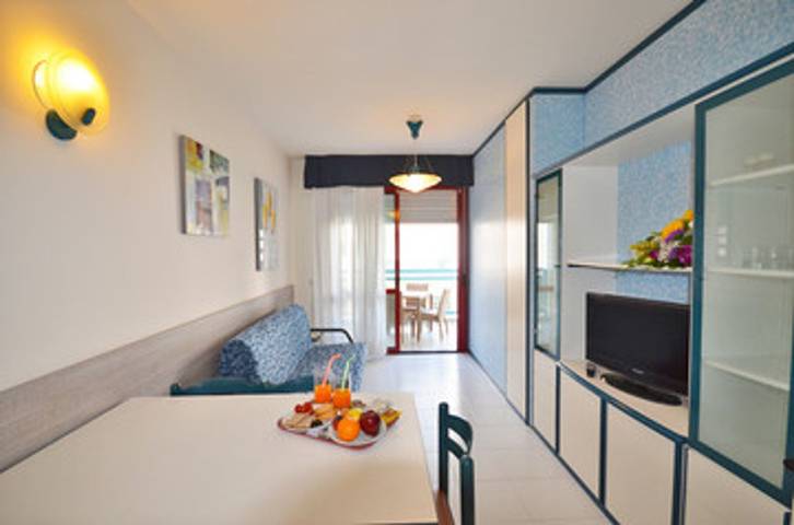 Ferielejlighed for 4 personer, med havblik og balkon/terrasse i Bibione