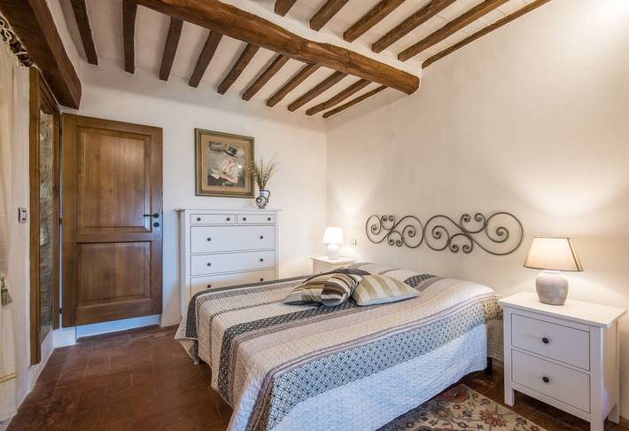 Appartamento nel cuore di Radicondoli con vista sulle colline e Wi-Fi in Radicondoli, Siena e dintorni
