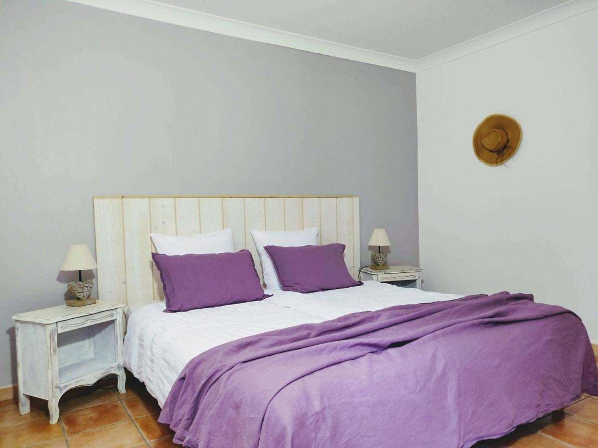 Appartement entier, Double or Twin Room with Garden View in Alba-la-Romaine, Privas (arrondissement)