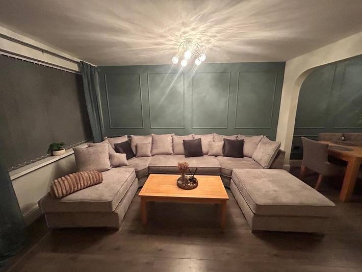 Location de vacances pour 6 personnes, avec terrasse et jardin à Bury