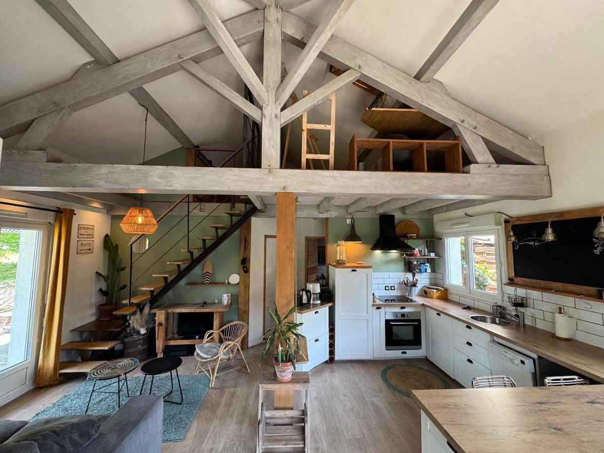 Appartement entier, Maisonnette avec terrasse et jardin in Doussard, Parc naturel régional du Massif des Bauges