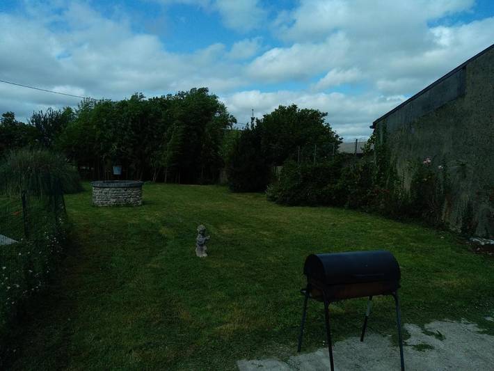 Location de vacances pour 10 personnes, avec vue et jardin à Pons - 2