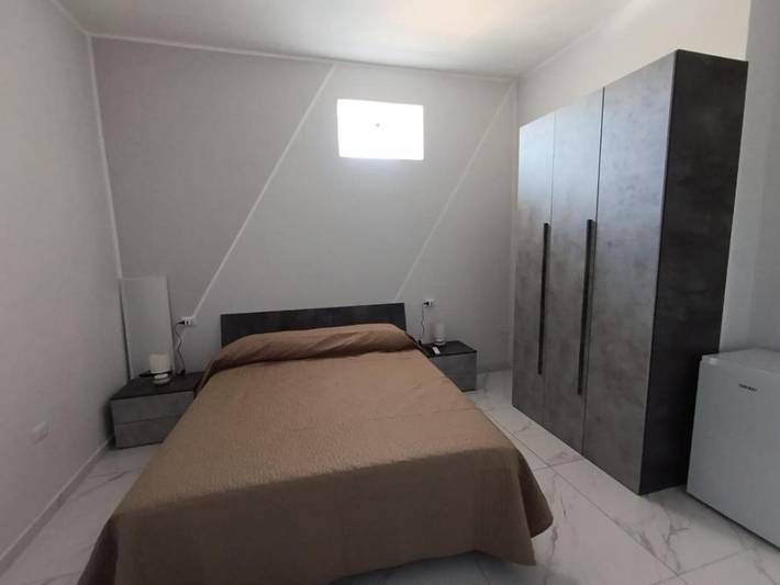 Gîte pour 2 personnes, avec terrasse ainsi que jardin et piscine dans Maddaloni - 3