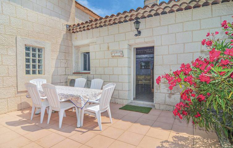 Ferienwohnung für 6 Personen, mit Terrasse und Garten, mit Haustier in der Camargue - 3