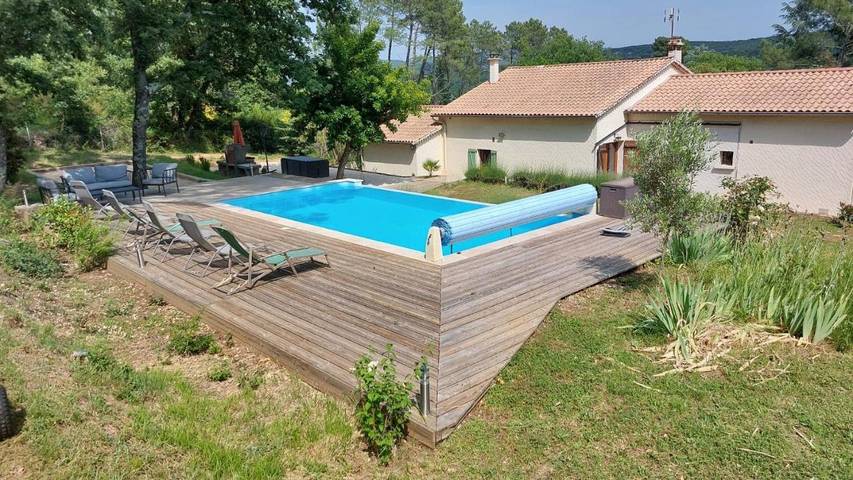 Ferienhaus für 7 Personen, mit Garten und Terrasse sowie Pool - 1