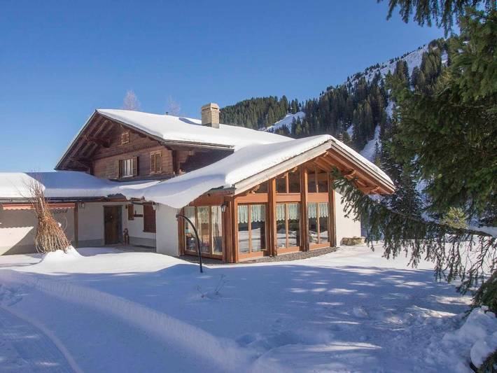 Ferienhaus für 10 Personen, mit Garten im Berner Oberland - 2
