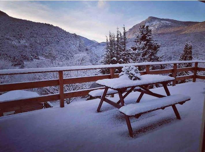 Location de vacances pour 10 personnes, avec jardin ainsi que vue et terrasse, animaux acceptés à Saint-Julien-en-Beauchêne