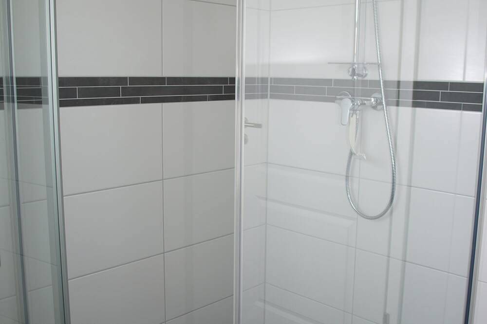 Ganze Wohnung, Ferienwohnung Lühe - Ferienhaus Am Elbdeich in Grünendeich, Altes Land Stade