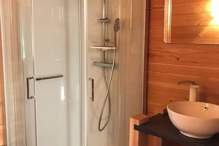 Gîte pour 2 personnes, avec terrasse ainsi que jardin et jacuzzi à Marcilly-en-Gault - 4