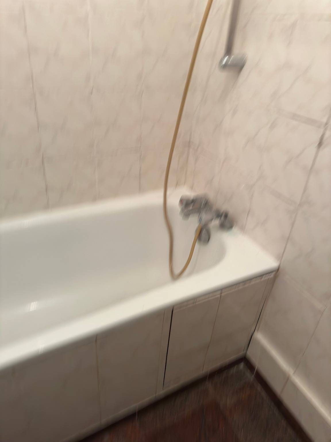 Apartamento entero, Apartamento en 17 Rue De La Fraternité con Mezzanine y Wi-Fi in Drancy, Sena-Saint Denis