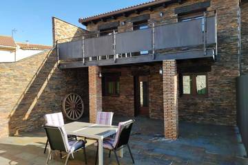 Casa Rural para 6 Personas en Buitrago del Lozoya, Provincia de Madrid, Foto 1
