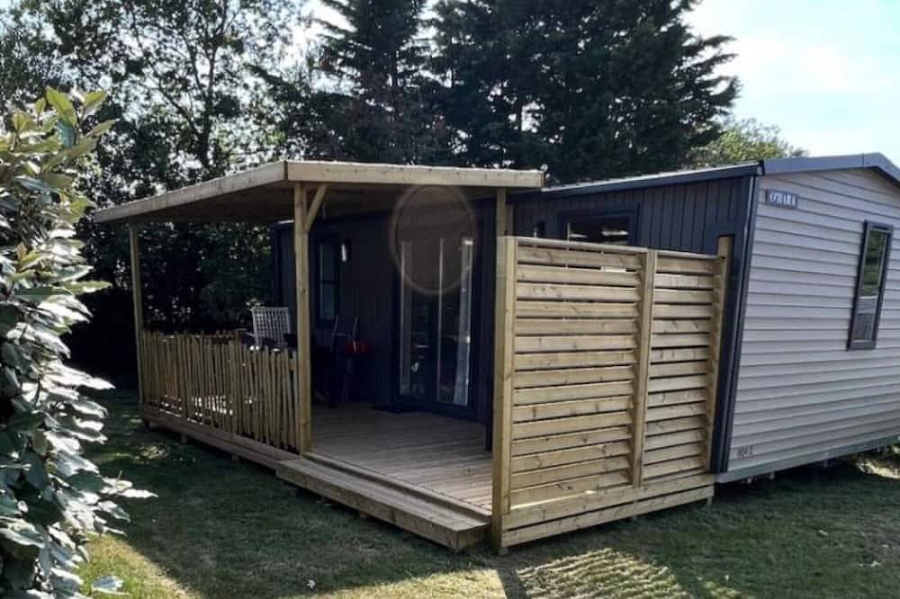 Zecamping 4* familial piscine couverte mobil-home Tv Bbq clim 32m2 in Bourgneuf-en-Retz, Côte de Jade