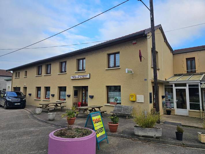 Hôtel pour 2 personnes, avec Terrasse dans Contrisson