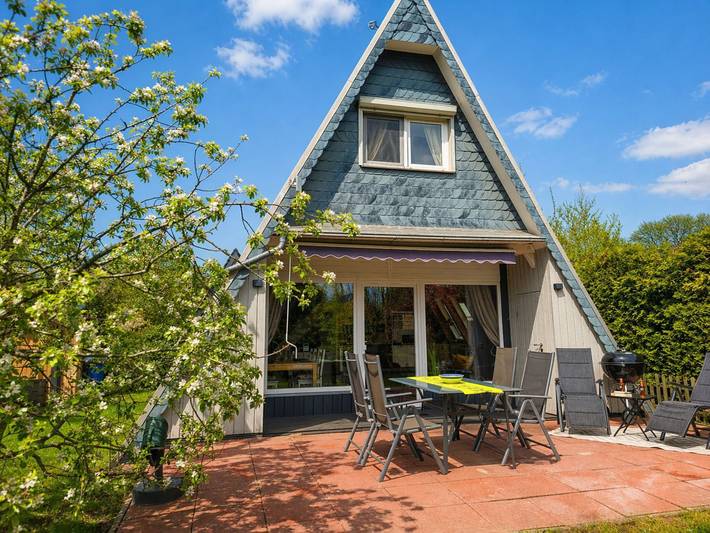 Ferienhaus für 6 Personen, mit Terrasse und Garten in Butjadingen