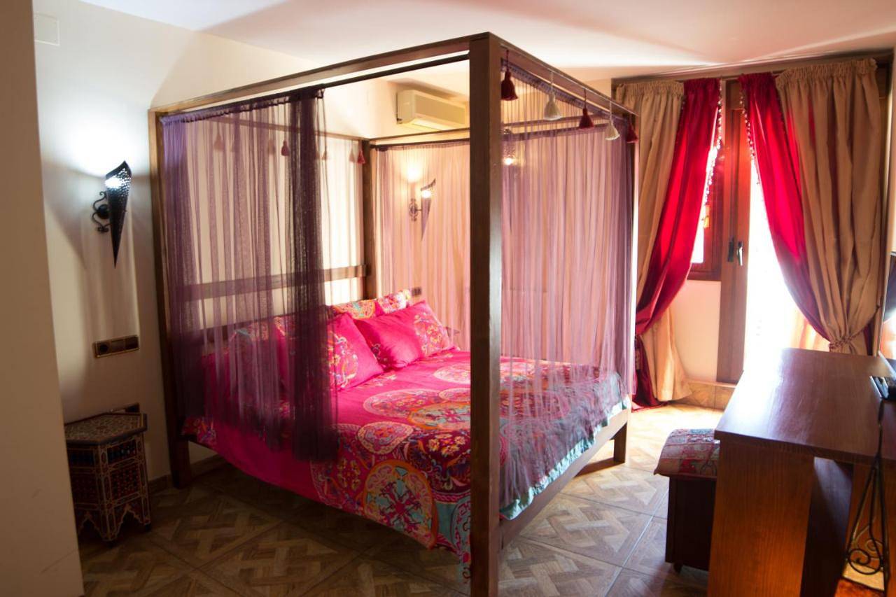 Hostal Mont Royal in El Cabo de las Huertas, Alicante
