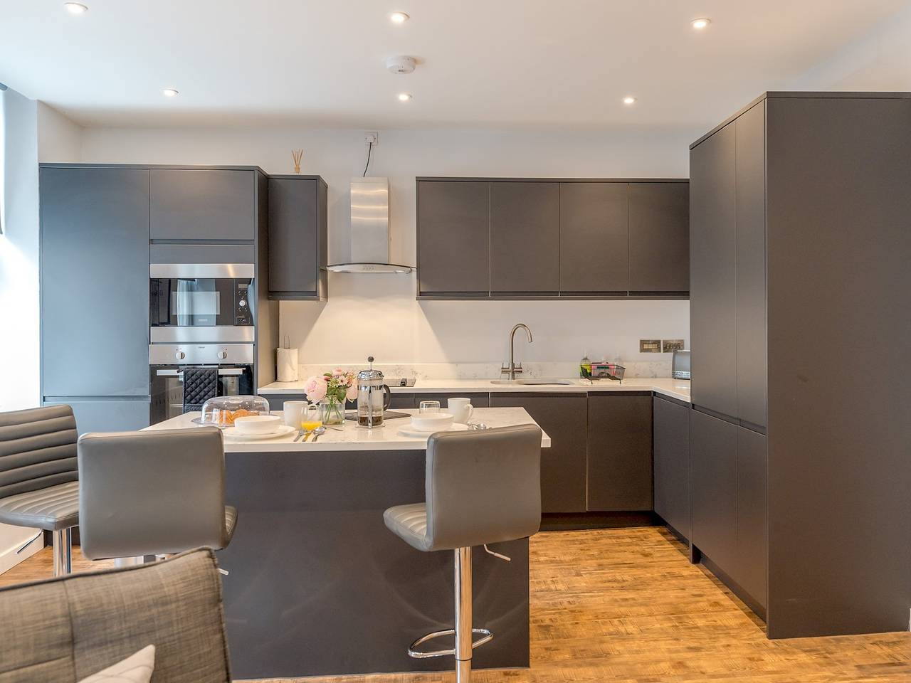 Entire apartment, 5A One Bedroom Modern Town Centre Apartment - Pass the Keys in Shrewsbury, Shropshire