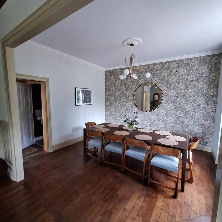 Location de vacances pour 12 personnes, avec jardin et vue ainsi que terrasse et piscine à Valençay - 2