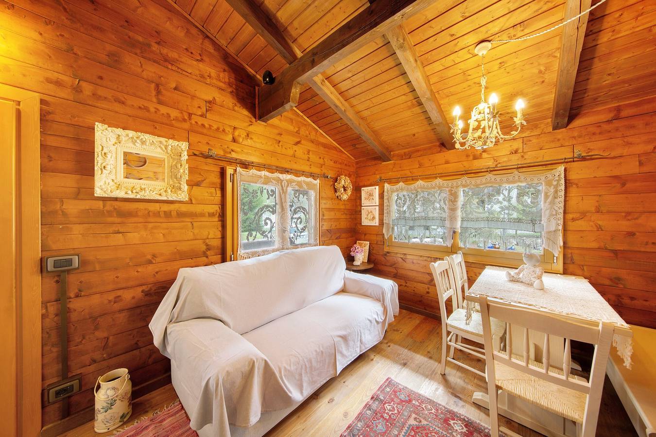 Chalet 'Orserose Al Vant' mit Bergblick, Gemeinschaftsterrasse und Wlan in Forno di Zoldo, Val di Zoldo