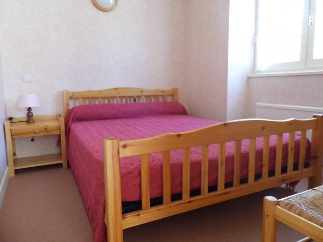 Casa de huéspedes para 4 personas con jardín in Saint-Martin-la-Méanne, Región de Tulle