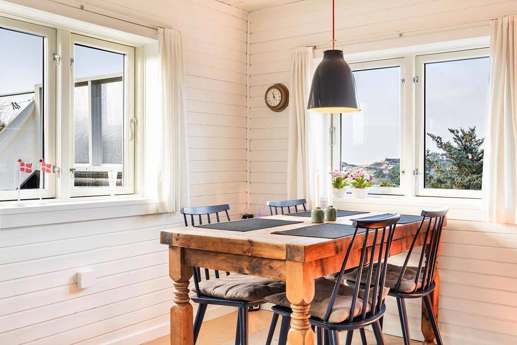 Gemütliches Ferienhaus höher auf einem Dünengrundstück mit guter Aussicht gelegen in Henne, Varde