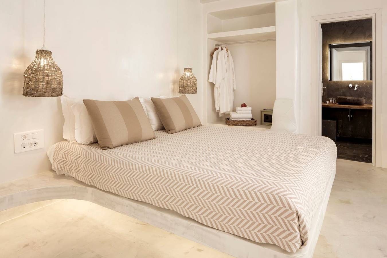 Villa for 2 Guests in Agios Prokopios, Cyclades