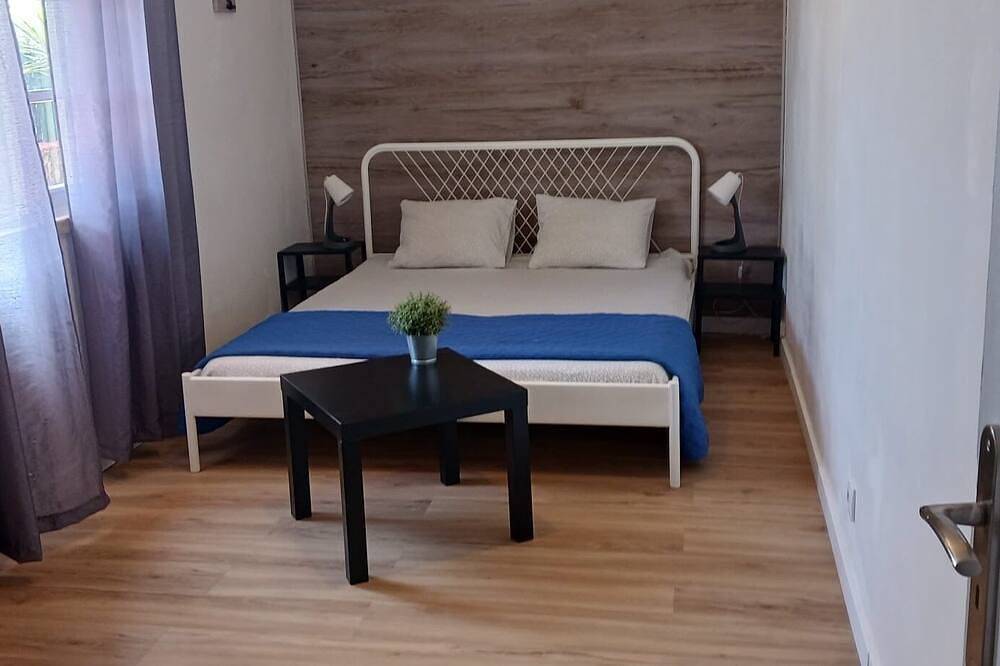 🌴 Villa Bella Com Piscina ☀️ in Altura, Distrito de Faro