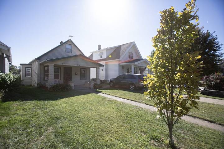 Vacation rental for 6 people, with balcony and yard in Omaha